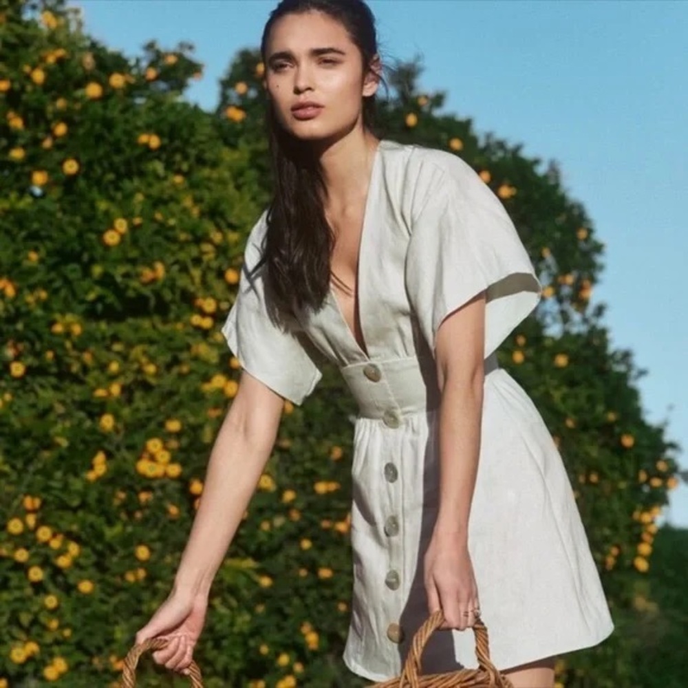 NWT Reformation Ty Cream Linen Button Front Deep V Mini Summer Dress 0